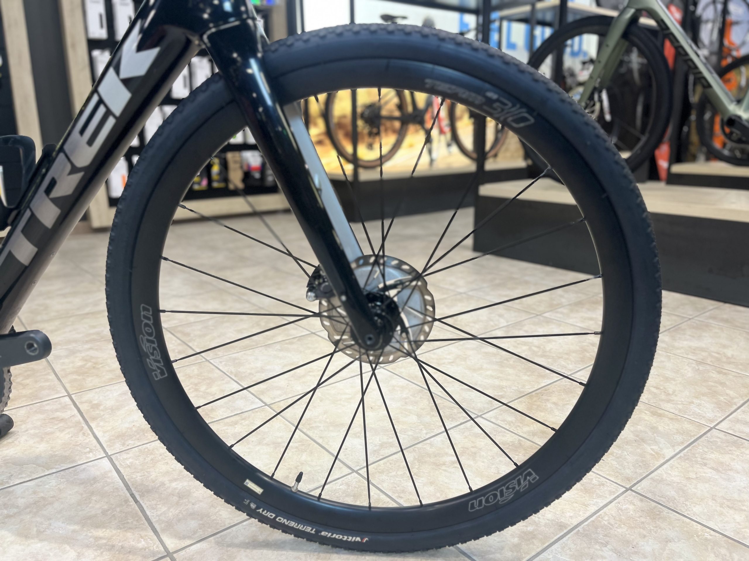 Trek Domane SL 7 – Taglia 56 - immagine 5